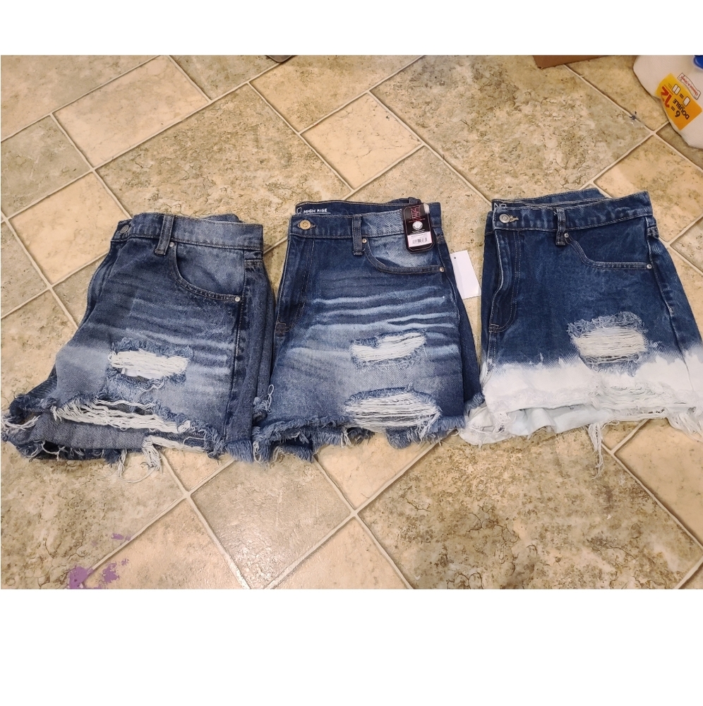 3 pairs high rise shorts